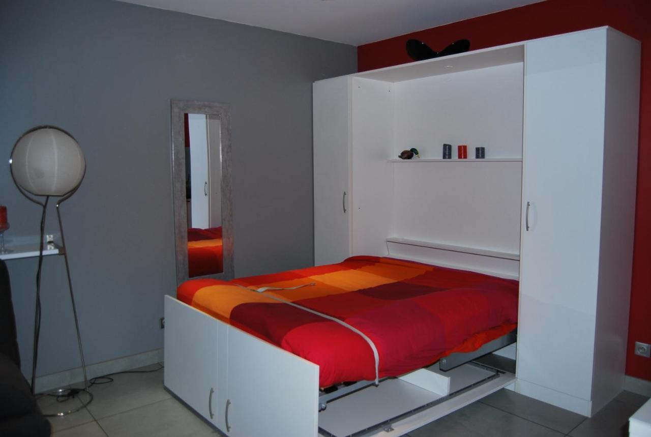 Loft, Avec Piscine Privative Et Parking, A 15 Minutes A Pied Du Centre Ville Et A 20 Mn De La Mer Монпелие Екстериор снимка